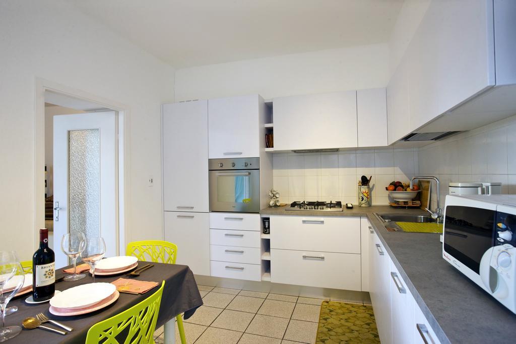 Apartamento Piazzale Italia Oggebbio Exterior foto